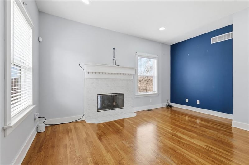 3733 Thompson Cir, Kansas City, KS 66103