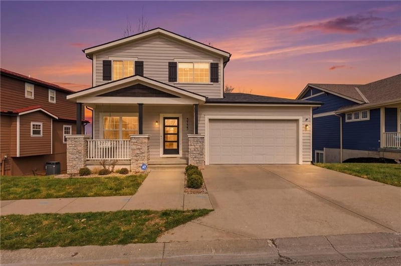 3733 Thompson Cir, Kansas City, KS 66103