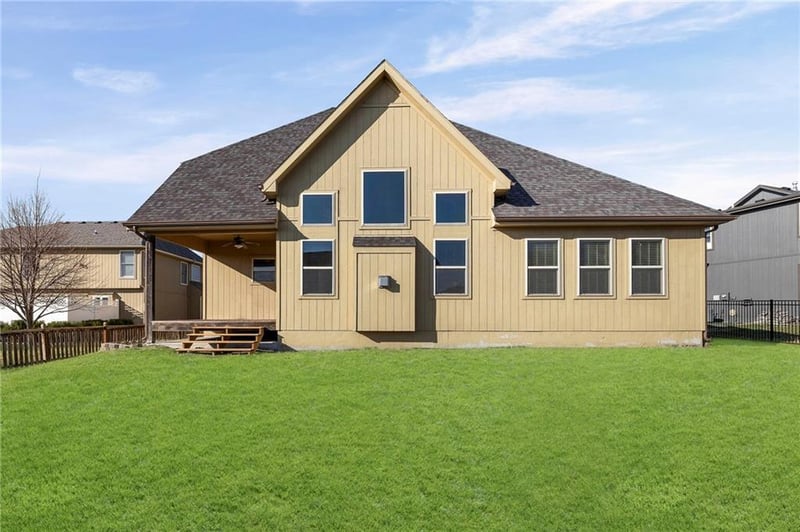 31151 165th Ter, Gardner, KS 66030