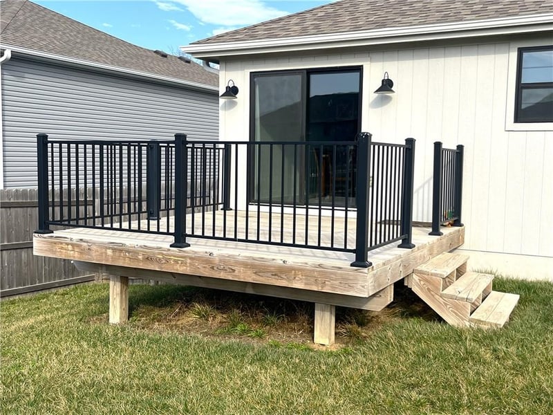 72 461 Rd, Warrensburg, MO 64093