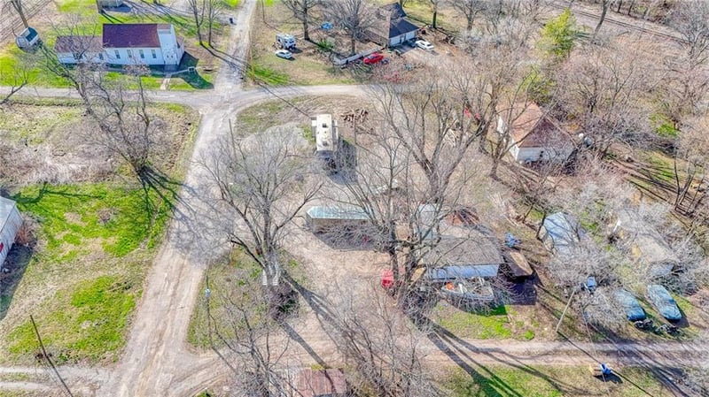 608 Heth St, Mayview, MO 64071