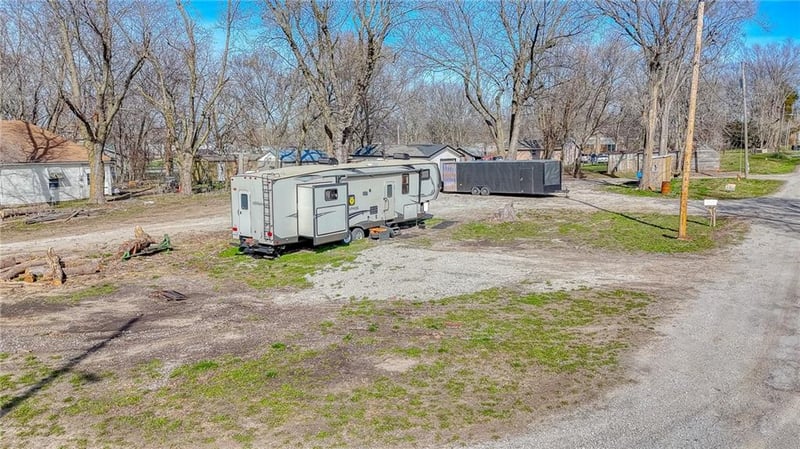608 Heth St, Mayview, MO 64071