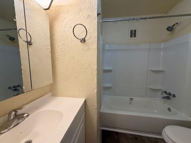 917 70th St, Kansas City, KS 66112