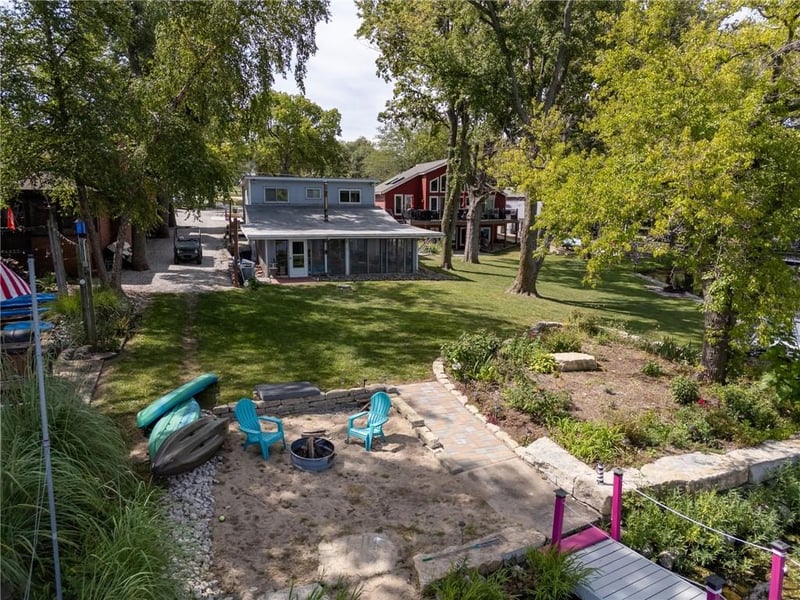 15339 Lake Road 2 St, Gardner, KS 66030