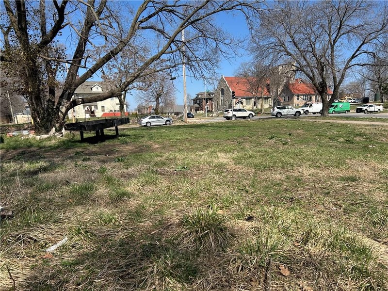 900 Benton Blvd, Kansas City, MO 64127