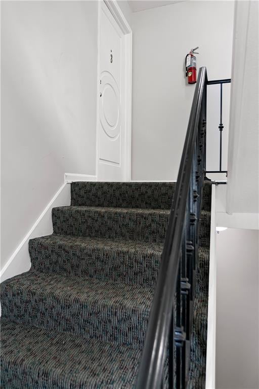 4614 Holly St #3, Kansas City, MO 64112