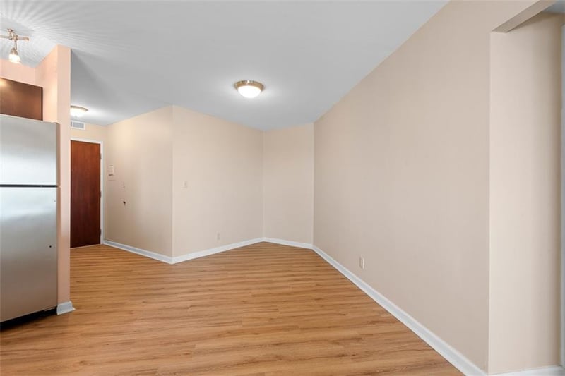 3838 Rainbow Blvd #711, Kansas City, KS 66103