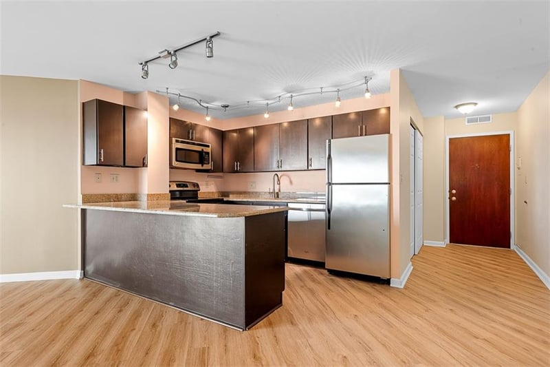 3838 Rainbow Blvd #711, Kansas City, KS 66103