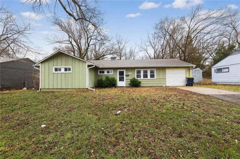 8615 114th St, Kansas City, MO 64134