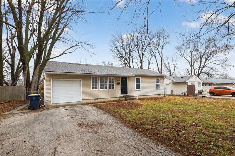 7402 109th St, Kansas City, MO 64134