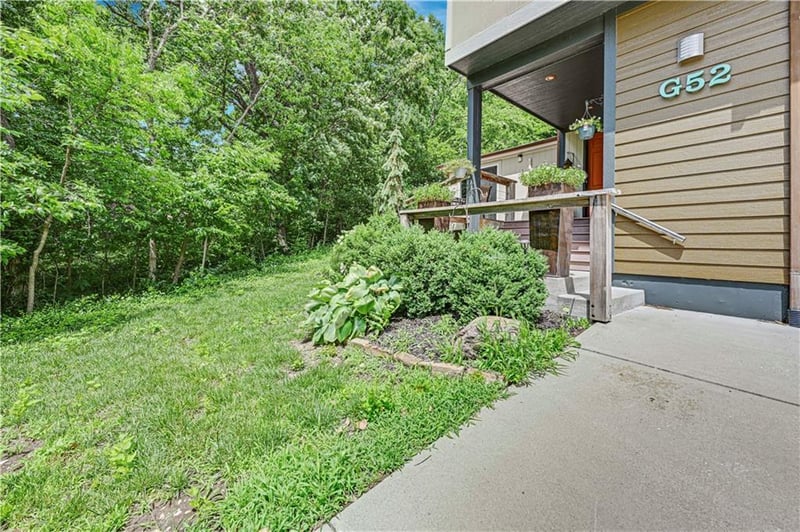 52 G St, Lake Lotawana, MO 64086
