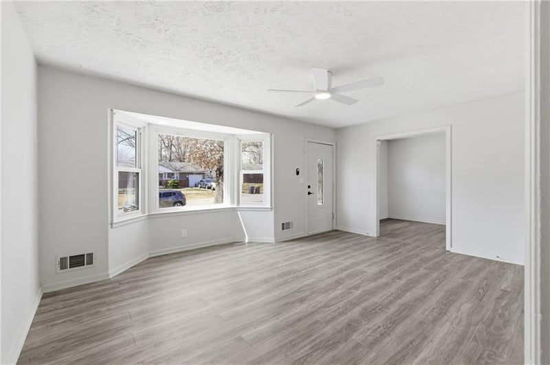 10109 White Ave, Kansas City, MO 64134