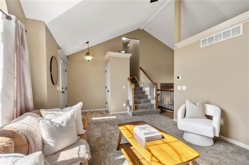 9020 103rd St, Kansas City, MO 64157