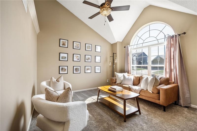 9020 103rd St, Kansas City, MO 64157