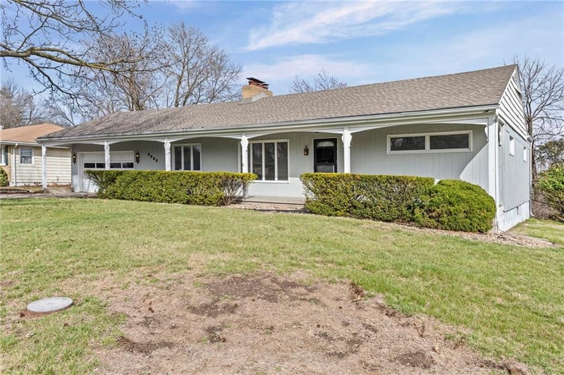 3933 Indianola Dr, Kansas City, MO 64116