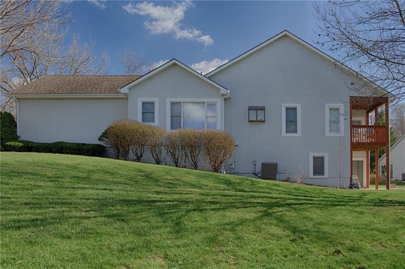 12202 Caenen Dr, Overland Park, KS 66213