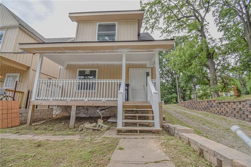 3613 Smart Ave, Kansas City, MO 64124