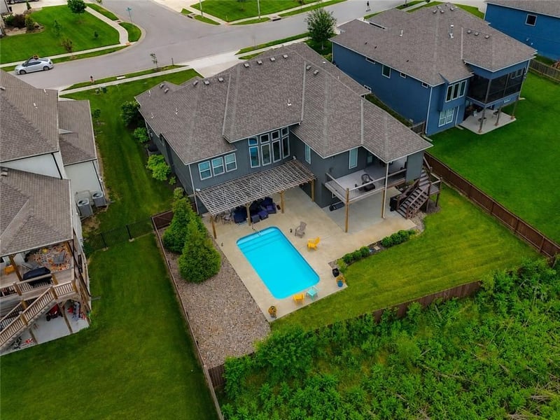 11300 N Michigan Ave, Kansas City, MO 64155