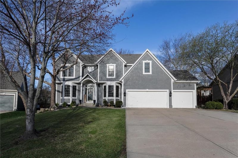 13104 Westgate St, Overland Park, KS 66213