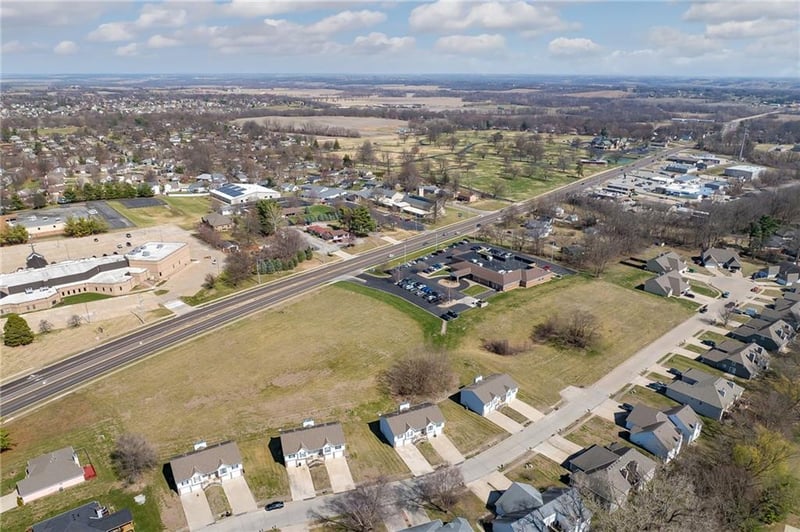 Frederick Ave, St Joseph, MO 64506