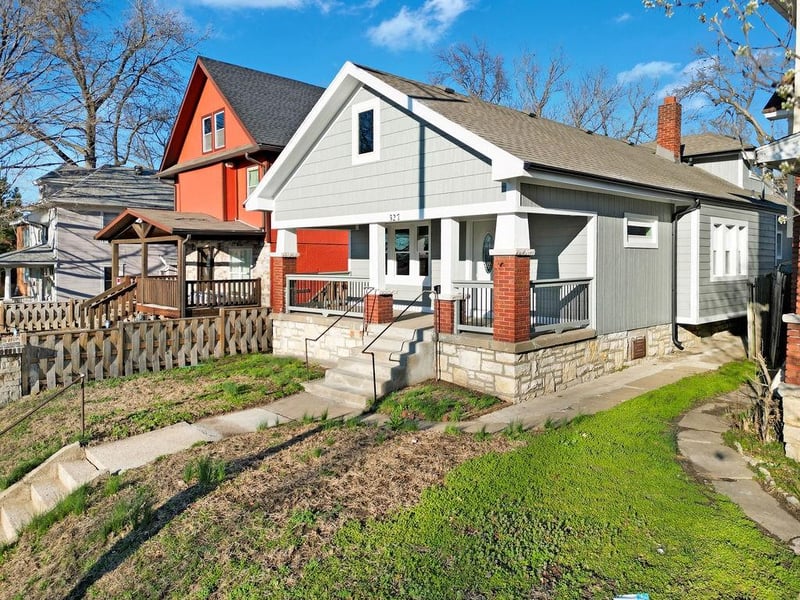 327 18th St, Kansas City, KS 66102