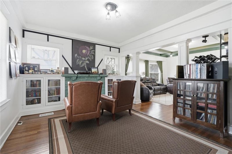 4207 61st St, Kansas City, MO 64130