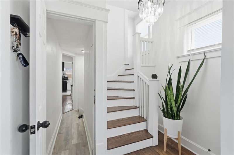 4207 61st St, Kansas City, MO 64130