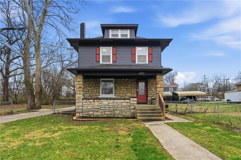 4207 61st St, Kansas City, MO 64130