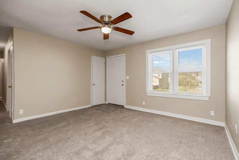 9201 Mcgee St, Kansas City, MO 64114