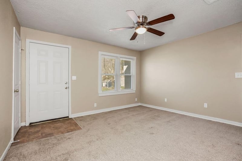 9201 Mcgee St, Kansas City, MO 64114