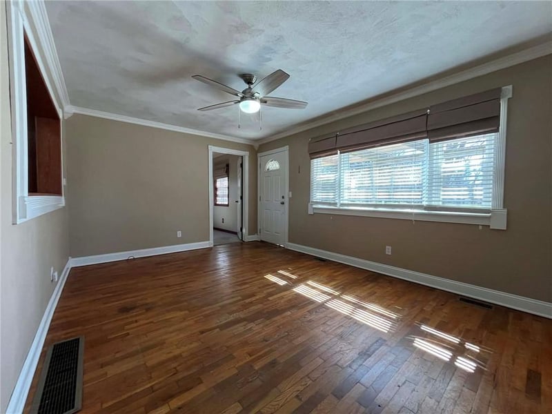 701 Ohio St, Clinton, MO 64735