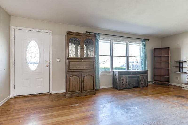 2617 83rd St, Kansas City, KS 66109