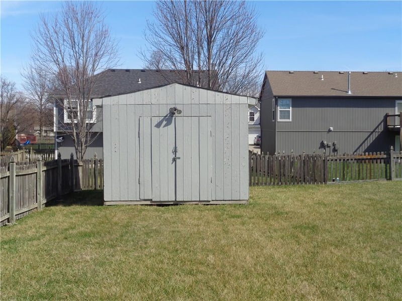 8612 111th St, Kansas City, MO 64157