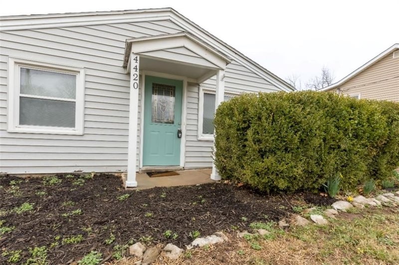 4420 Jackson Ave, Kansas City, MO 64117