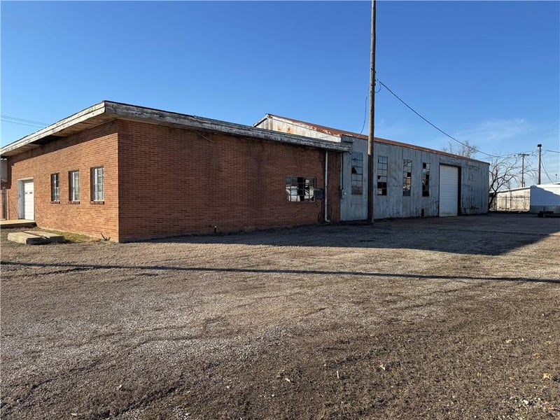 1708 5th St, Coffeyville, KS 67337