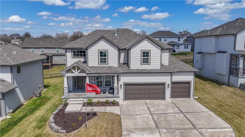 2696 Park St, Olathe, KS 66061
