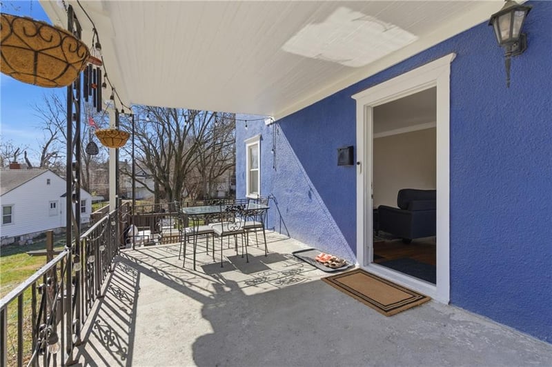 3939 Sunrise Dr, Kansas City, MO 64123