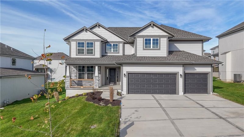 2714 Park St, Olathe, KS 66061