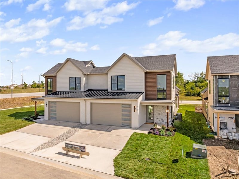 17792 96th St, Lenexa, KS 66219
