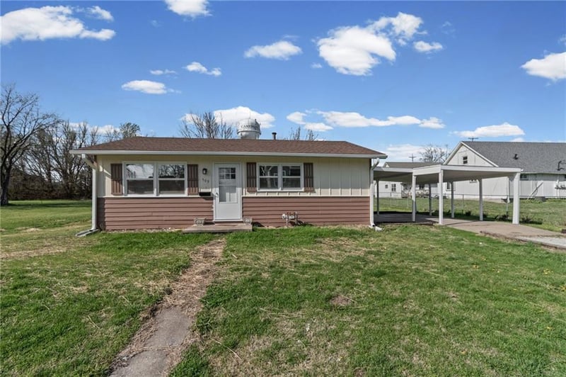 509 2nd St, Cameron, MO 64429