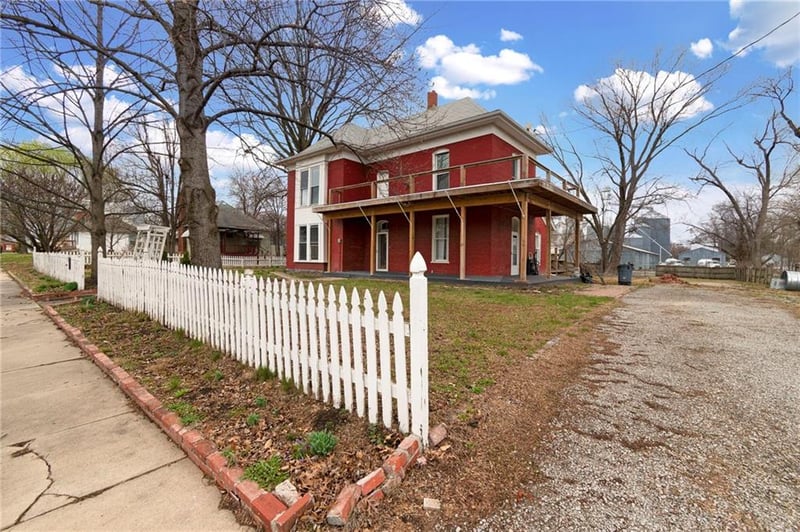 608 Maple St, Plattsburg, MO 64477