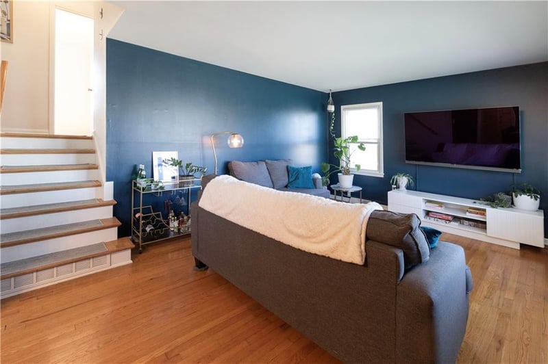 3505 Ruysser Rd, Kansas City, MO 64137