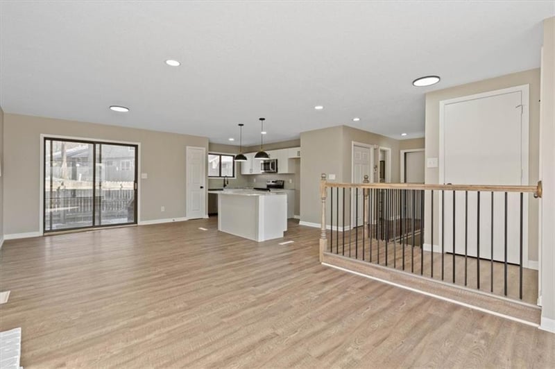 10854 Rosehill Rd, Overland Park, KS 66210