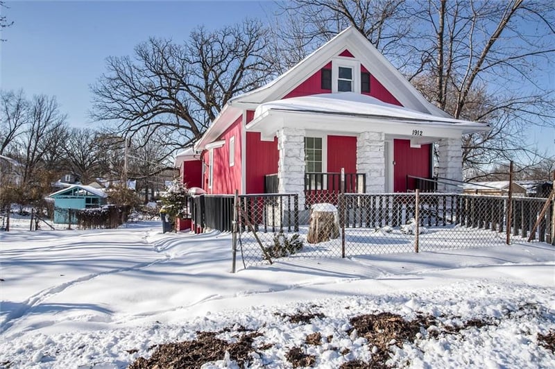 1912 Chelsea Ave, Kansas City, MO 64127