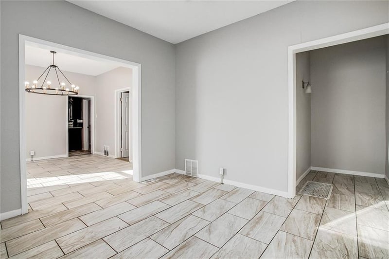 1912 Chelsea Ave, Kansas City, MO 64127