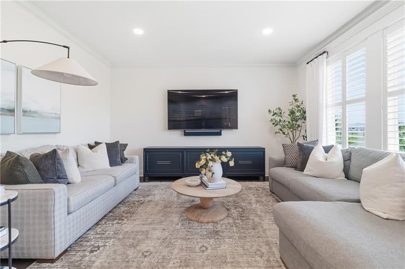 11415 165th Ter, Overland Park, KS 66221