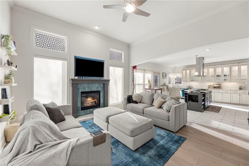 8901 St Clair Ave, Kansas City, MO 64154