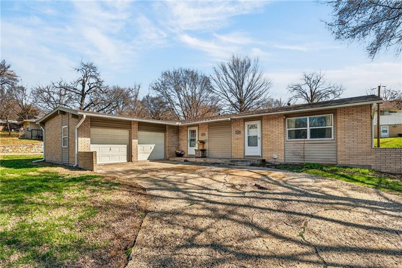 1309 64th Ter, Kansas City, KS 66102