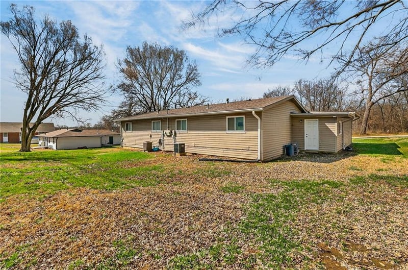 1309 64th Ter, Kansas City, KS 66102