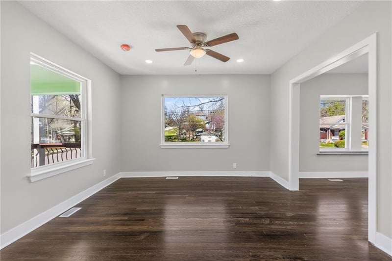 1056 Cleveland Ave, Kansas City, KS 66104